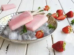 Strawbelly Yoghurt